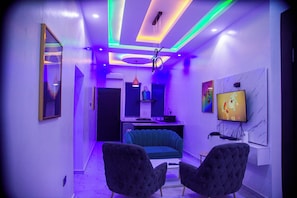 Luxury Apartment | Living area - RichVilla Apartments & Hotels (Lagos)
