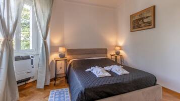 Panoramic Apartment | 1 bedroom, desk, laptop workspace, free WiFi