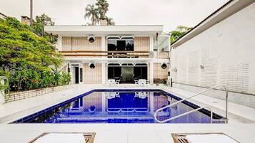 Piscina interna