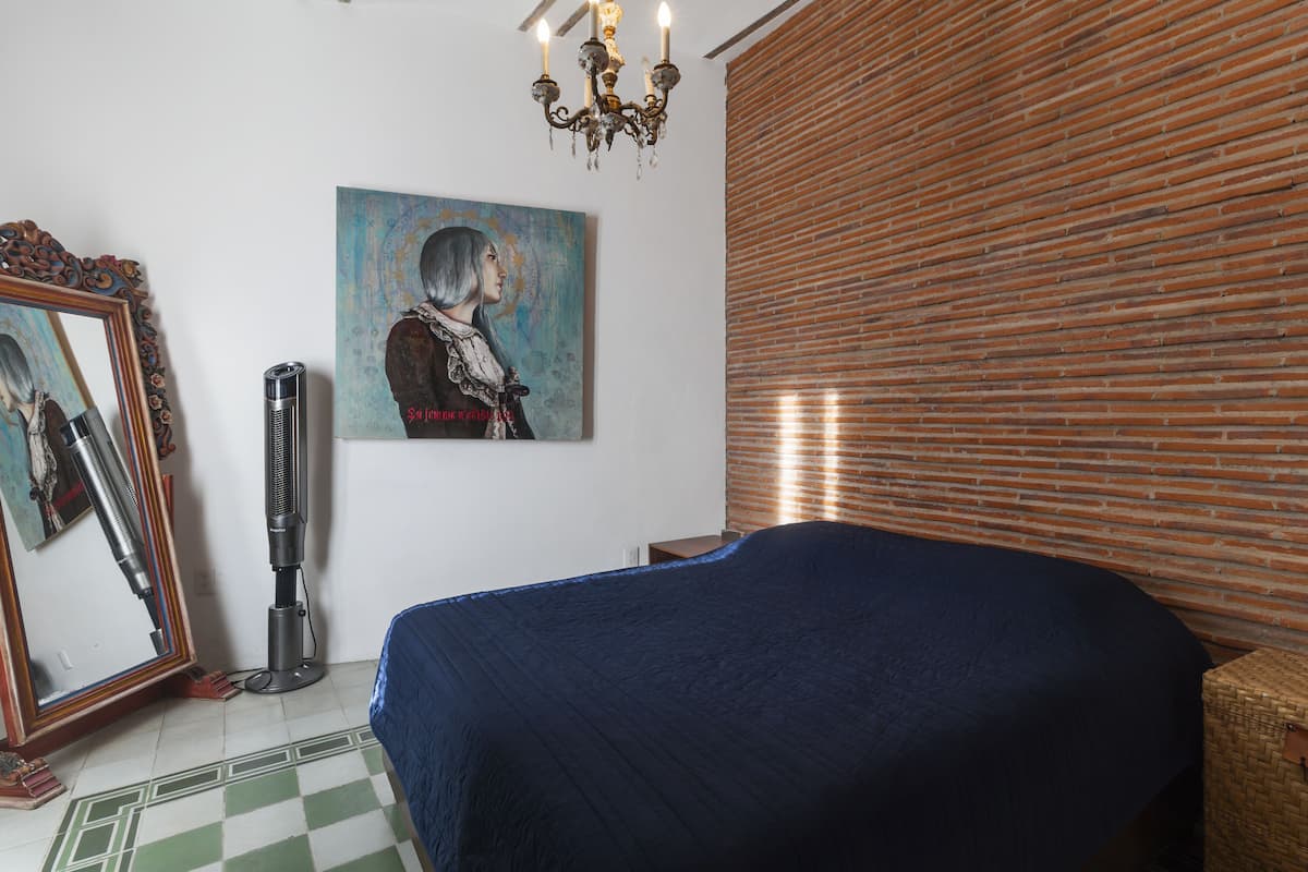 1 bedroom, iron/ironing board, free WiFi