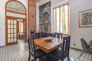 Deluxe Apartment | Private kitchen | Fridge, microwave, dishwasher, cookware/dishes/utensils - Andador Progreso by Domi Housing (Querétaro)