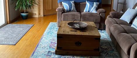 Smart TV, fireplace, foosball