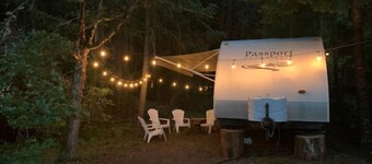 White Salmon Camp Out (Cold AC, Fire Ring, BBQ)