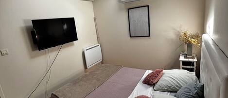 1 bedroom, desk, iron/ironing board, travel cot