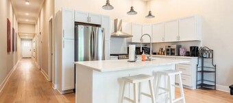 Charming home in the heart of the city!