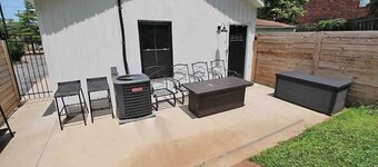 Charming home in the heart of the city!