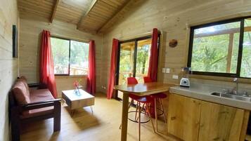 Comfort Cabin | Living area