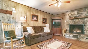 TV, fireplace, DVD player, table tennis