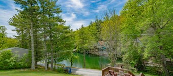 Cozy Cabin #38 - Sleeps 6 - Full kitchen + fireplace - between Boone & Blowing Rock NC
