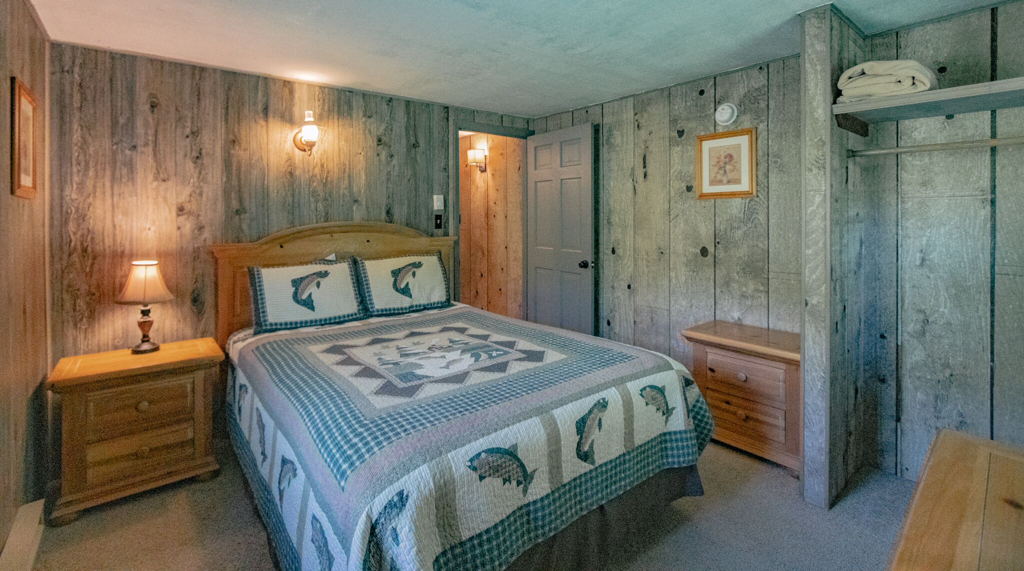 1 chambre, fer et planche à repasser, Wi-Fi gratuit, draps fournis
