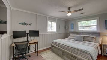 3 Schlafzimmer, Schreibtisch, Internetzugang, Bettwäsche