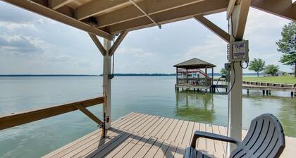 Home On Lake Bob Sandlin w/ Private Boat Dock!
