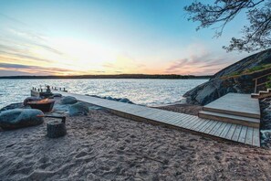 In StrandnÀhe