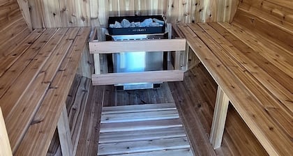 1BR @ Red Mountain-Ski / Bike- Sauna