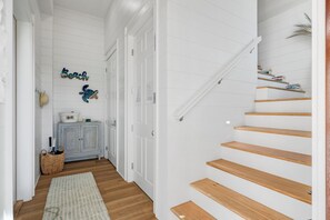 Interior - Beachfront, private pool, with luxury accommodations on this peaceful beach! (Saint George Island)
