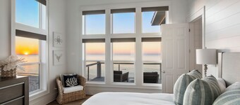 Beachfront, private pool, with luxury accommodations on this peaceful beach!