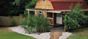 Cozy Studio Cabin Tiny House
