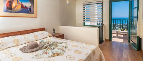 1 slaapkamer, een bureau, een strijkplank/strijkijzer, gratis wifi