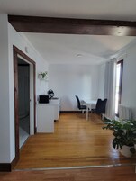 Queen Suite | Private kitchenette | Microwave, coffee/tea maker, electric kettle, cleaning supplies