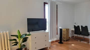 1 غرفة نوم وواي فاي مجانًا وملاءات أسرّة