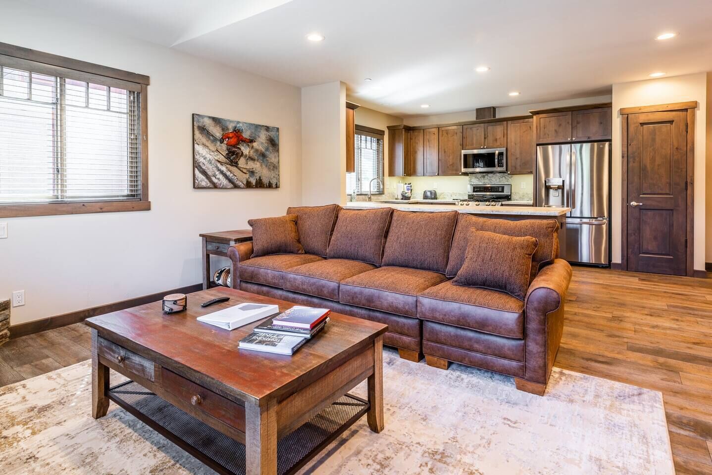 Televisión y chimenea 