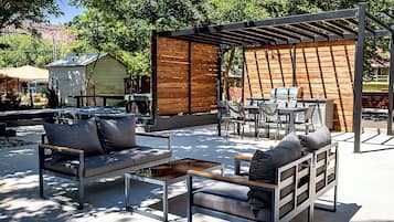 BBQ/picnic area