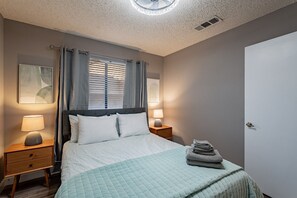 3 habitaciones, tabla de planchar con plancha y wifi gratis