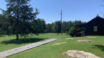 Enceinte de lâhĂ©bergement