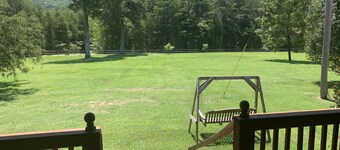 Little Cozy Cabin on Norris St just steps away from beautiful Norris Lake