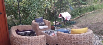 Chambre dans cadre très agréable face à la rivière D’Ain