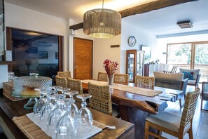 Dining - Casa Makaira (Fernando de Noronha)