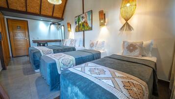 Deluxe-Vierbettzimmer | 1 Schlafzimmer, schallisolierte Zimmer, Bettwäsche