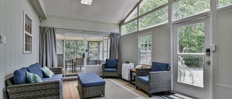 經濟公寓 | 起居區