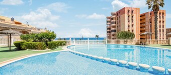 Awesome home in Elche with WiFi
