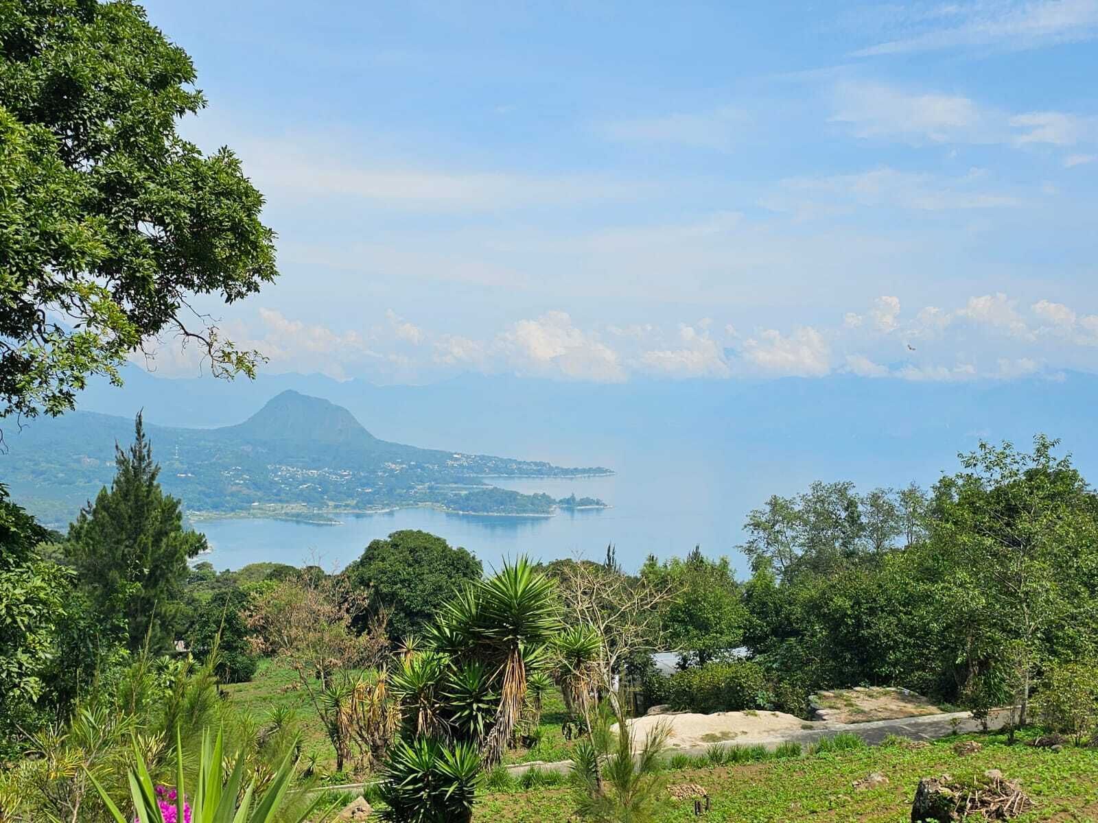 Classic Tent | Down duvets, laptop workspace, free WiFi