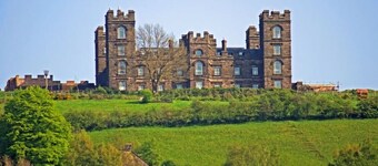 The Bell Chime - newly refurbished 3 bed house