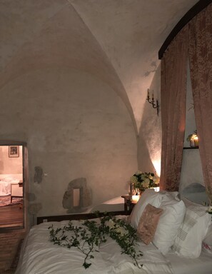 5 soverom, strykejern/-brett, reiseseng for barn og wi-fi (inkludert)