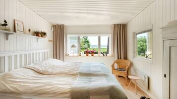 1 chambre, lit parapluie, Wi-Fi gratuit, draps fournis