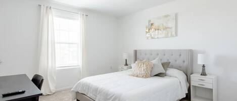 4 soverom, strykejern/-brett, wi-fi og sengetøy