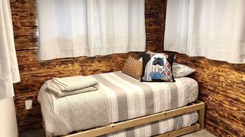 2 camere, ferro/asse da stiro, Wi-Fi gratuito, lenzuola