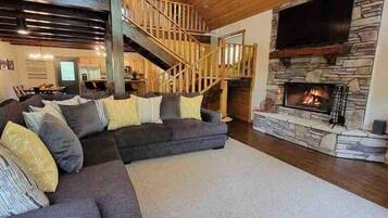 Smart TV, fireplace, offices