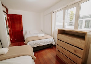 2 bedrooms, iron/ironing board, WiFi, bed sheets