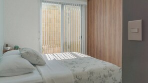 3 dormitorios, escritorio, tabla de planchar con plancha y wifi gratis