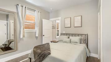 1 habitación, tabla de planchar con plancha, wifi y ropa de cama
