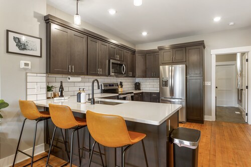 Modern condo in the heart of Uptown Butte - Unit B  
