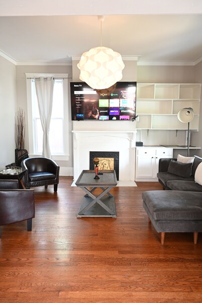  4 Bedroom Memphis Historic Home and Summer In-ground Swimming Pool