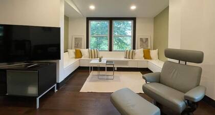 Catskills Farmhouse - Modern Luxe/Old world charm