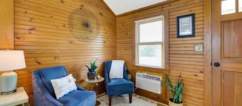 Eureka Springs Cabin Rental ~ 5 Mi to Beaver Lake!