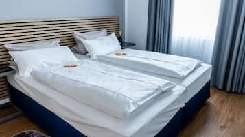 Design Double Room, Private Bathroom, City View