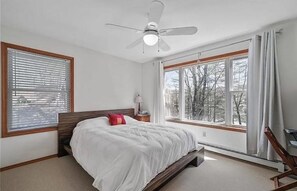 4 slaapkamers, een bureau, wifi